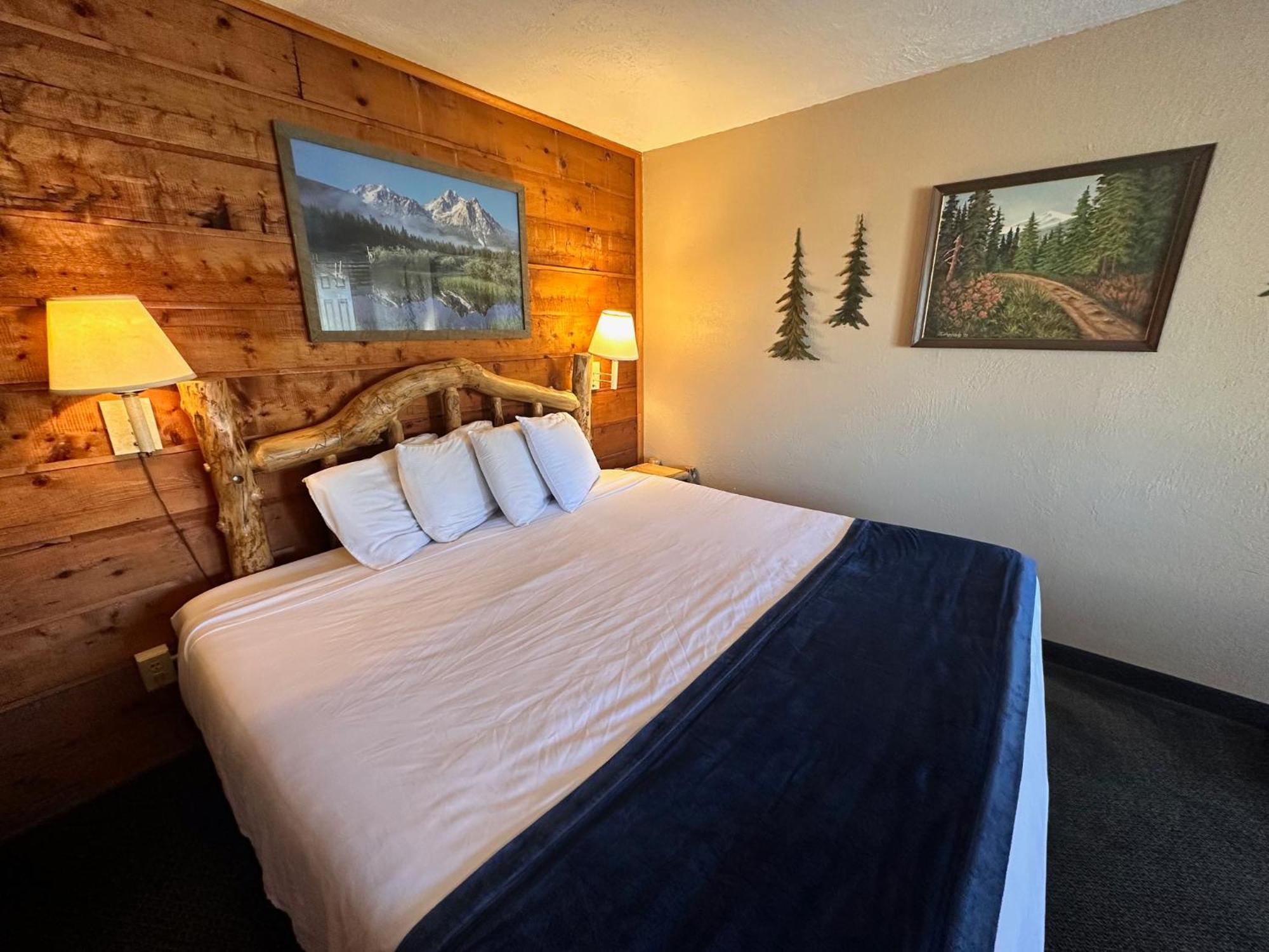 Ute Bluff Lodge, Cabins And Rv Park Южен Форк Екстериор снимка