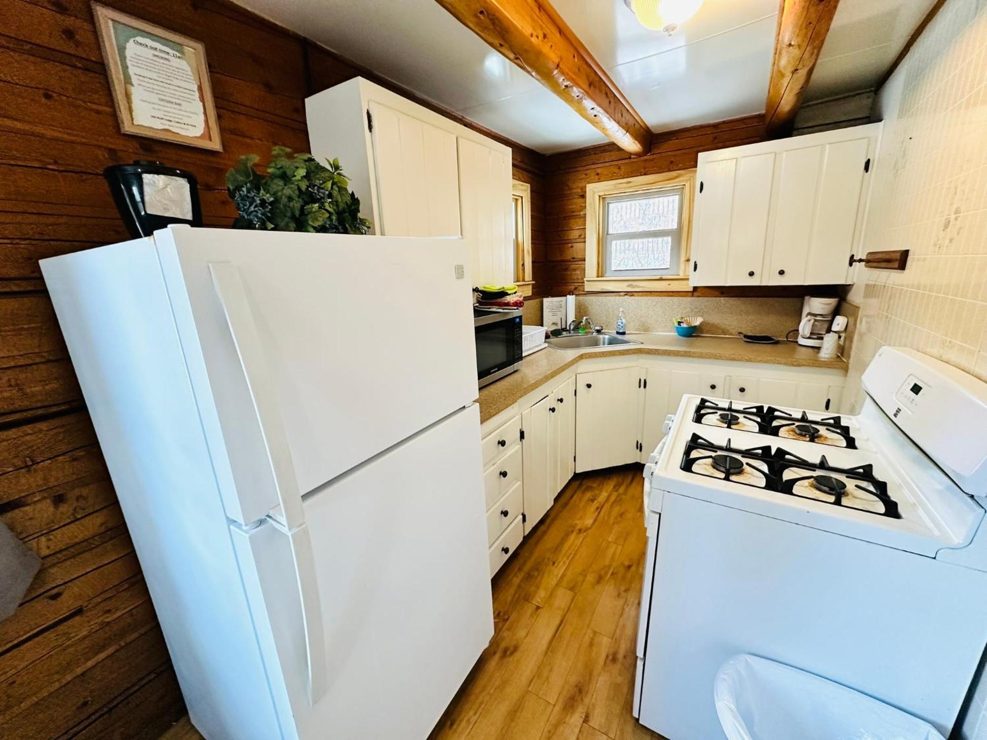 Ute Bluff Lodge, Cabins And Rv Park Южен Форк Екстериор снимка