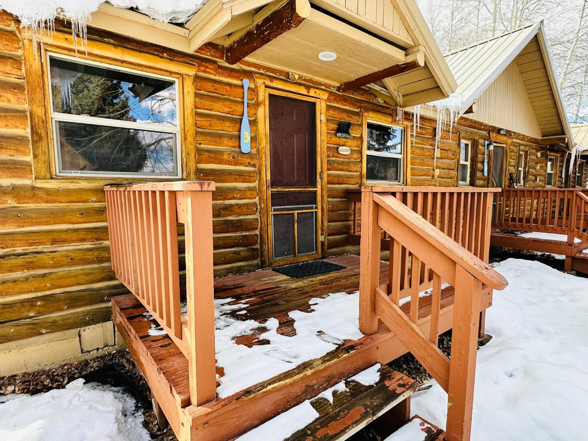Ute Bluff Lodge, Cabins And Rv Park Южен Форк Екстериор снимка