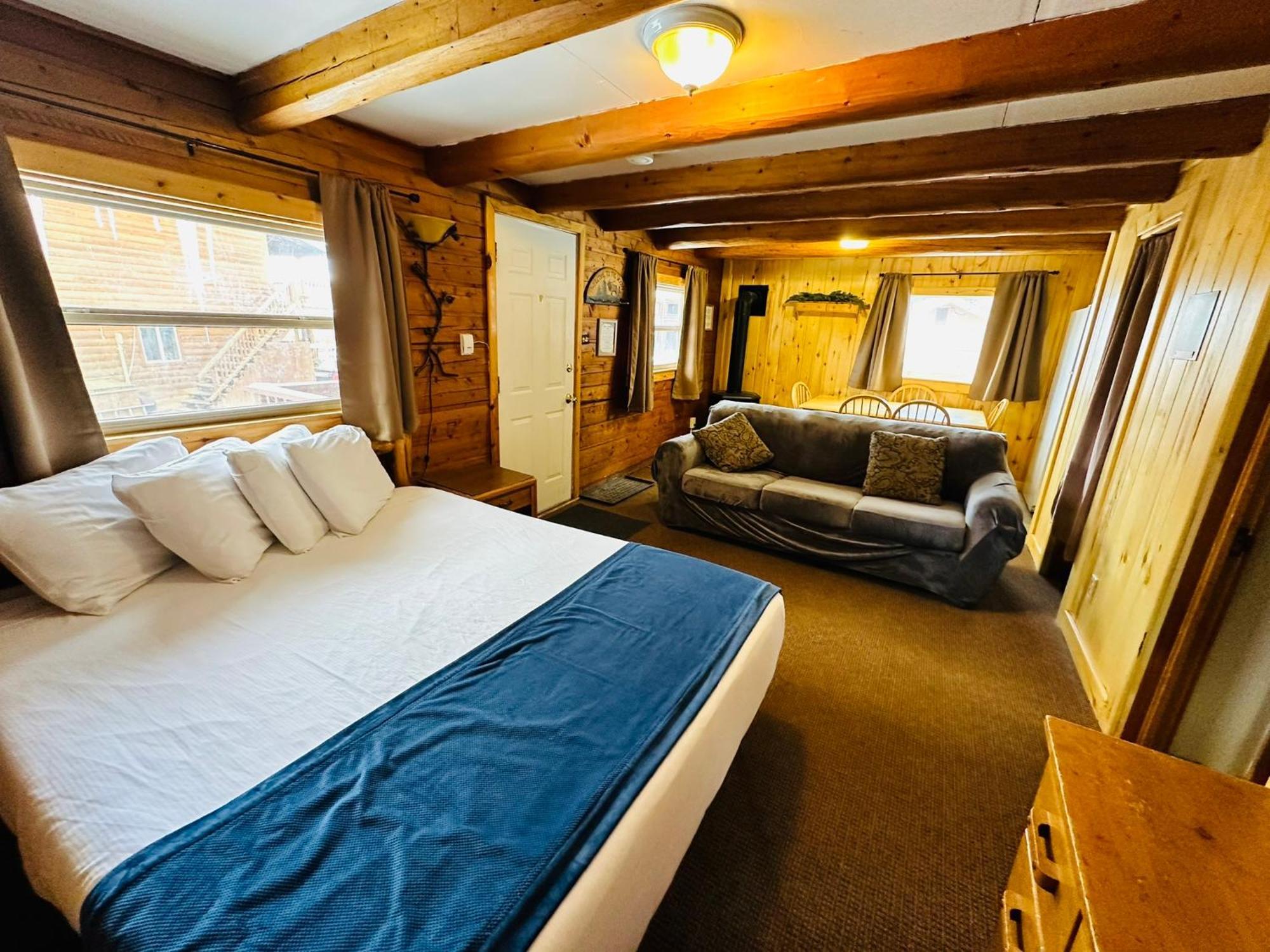 Ute Bluff Lodge, Cabins And Rv Park Южен Форк Екстериор снимка