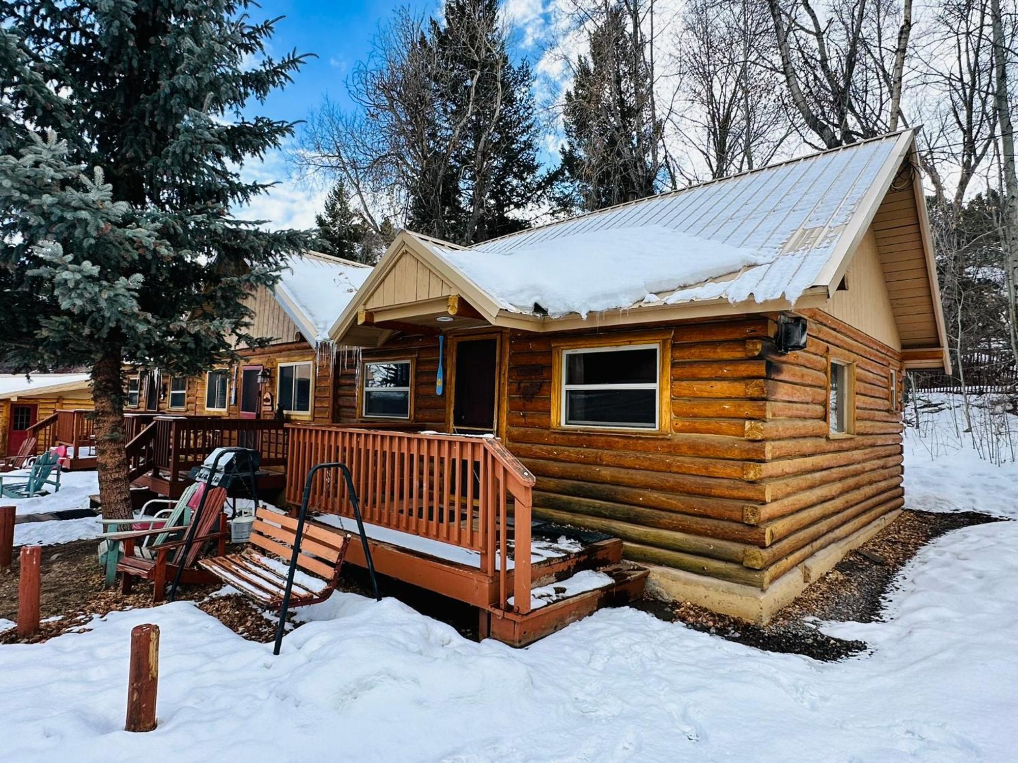 Ute Bluff Lodge, Cabins And Rv Park Южен Форк Екстериор снимка